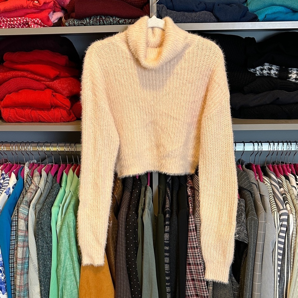 Charlotte Russe light peach long sleeve fuzzy cropped turtleneck sweater size S